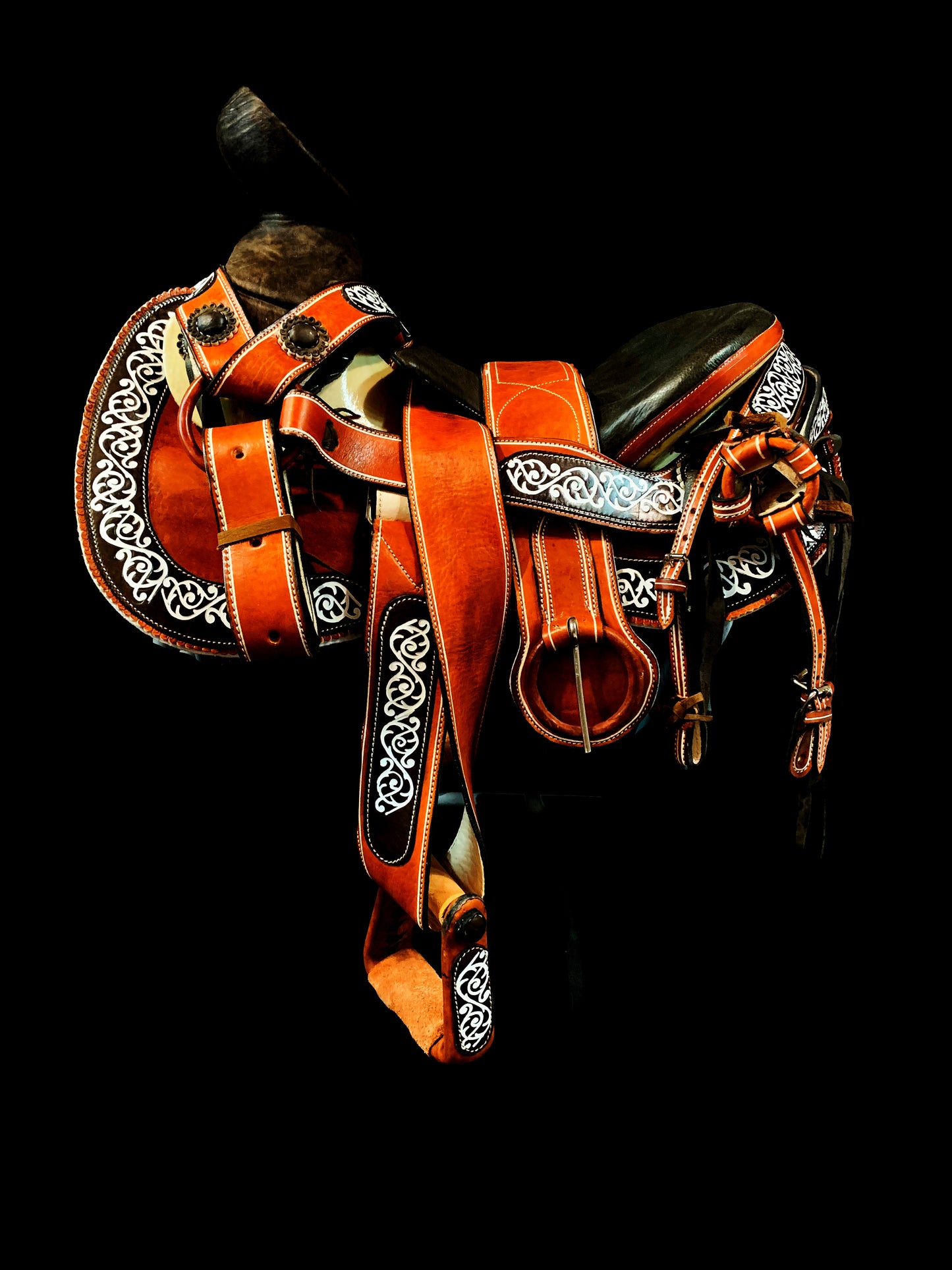 Montura Charra "Coleadero"